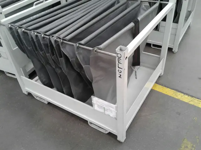 Rack automotriz con dunnage textil para proteger piezas Clase A